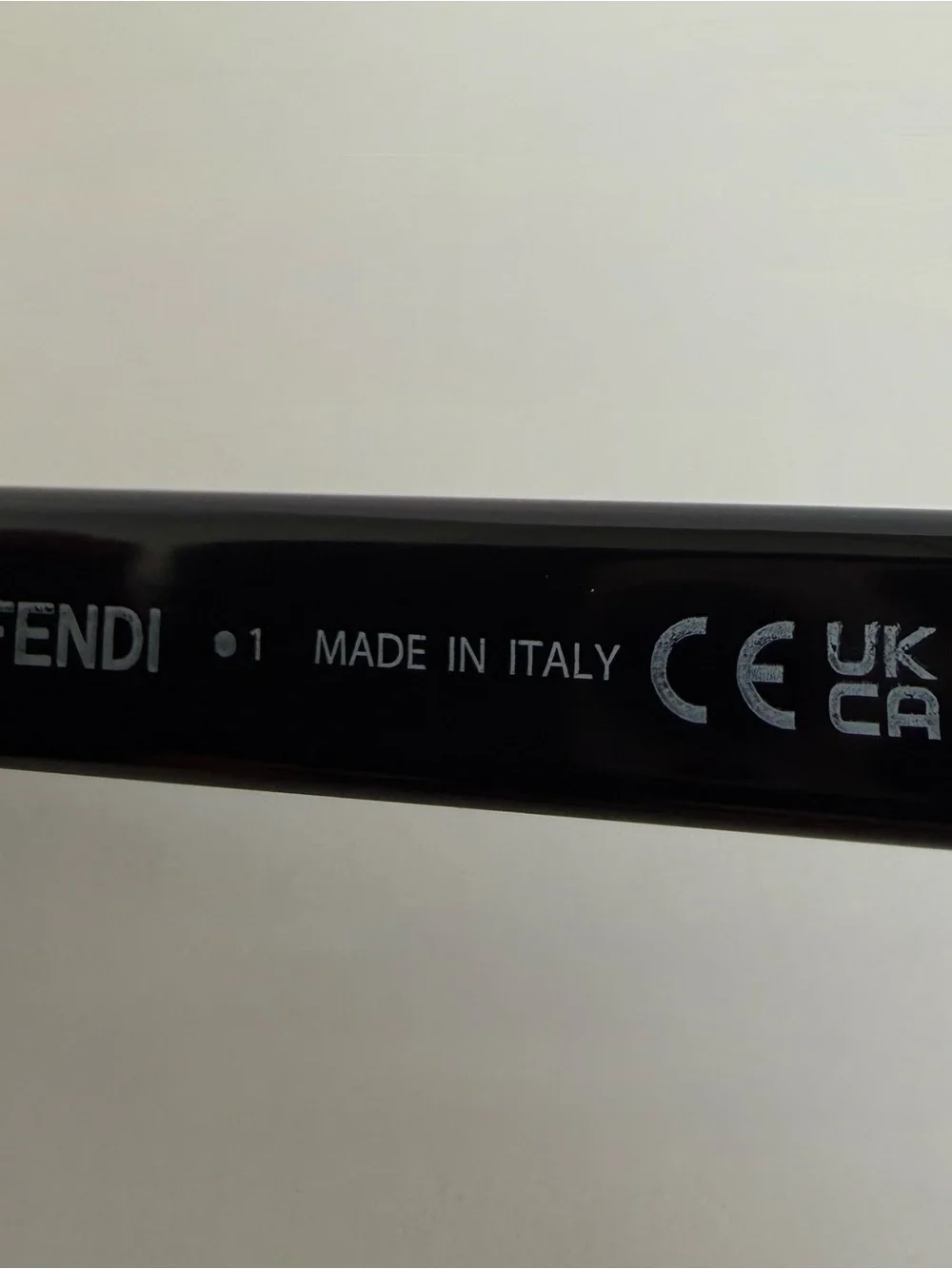 NEW!!! Fendi women sunglasses FE40205I 01A Authentic